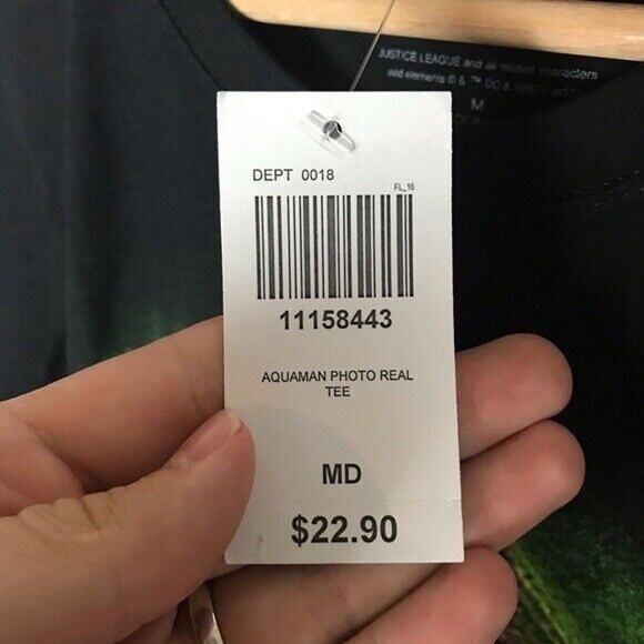 3/$20 Justice League NWT Junior Medium Aquaman Black 100% Cotton Graphic T-Shirt - Picture 3 of 7